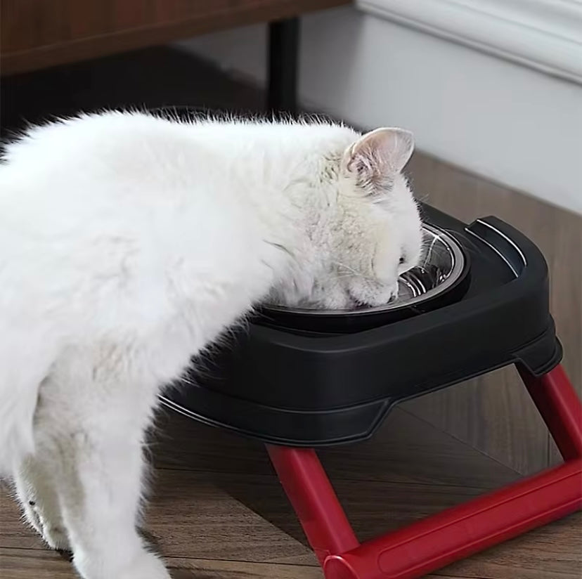 Elevated Dog/Cat Feeder